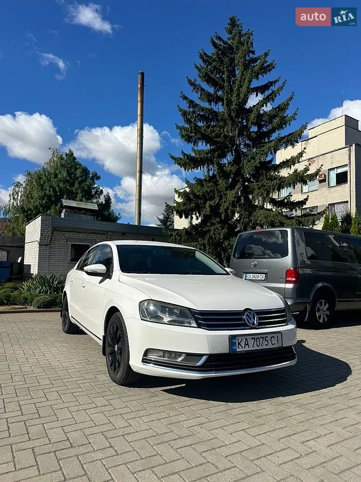 2012 Volkswagen Passat - фото 1