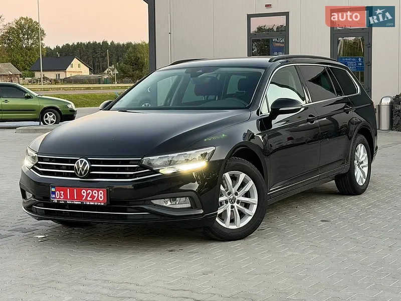 Volkswagen Passat 2022