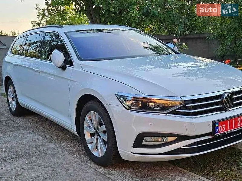 Volkswagen Passat 2023