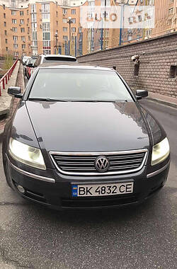 Volkswagen Phaeton  2007