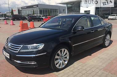 Volkswagen Phaeton  2013