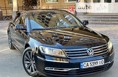 Volkswagen Phaeton  2010