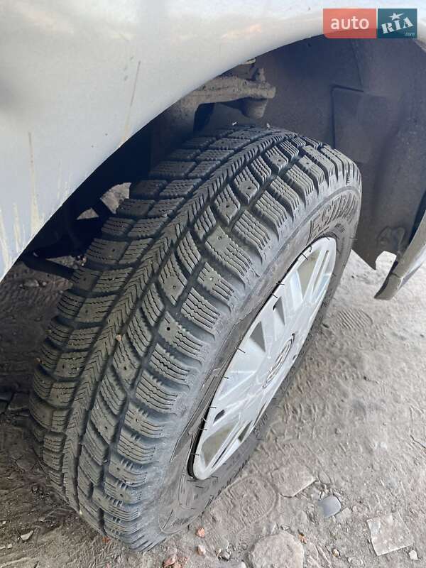 Хетчбек Volkswagen Pointer 2004 в Сокалі