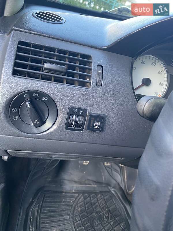 Хетчбек Volkswagen Pointer 2004 в Сокалі
