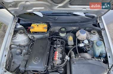 Хетчбек Volkswagen Pointer 2004 в Сокалі