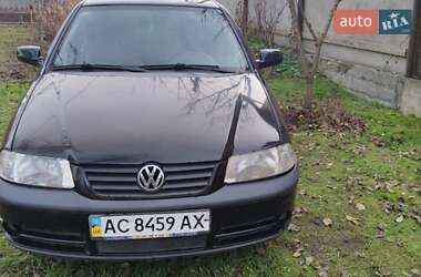 Volkswagen Pointer  2006
