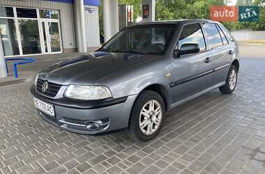 Volkswagen Pointer  2005
