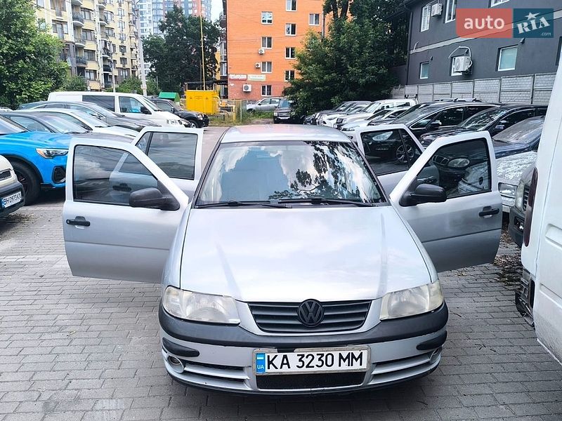 Volkswagen Pointer 2005