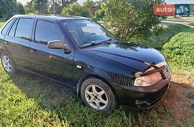 Volkswagen Pointer  2006