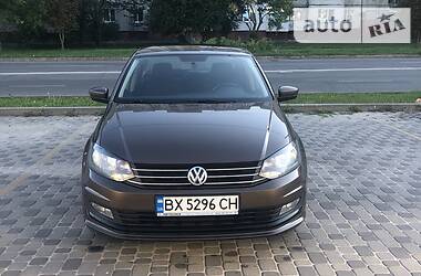 Volkswagen Polo Comfortline 2015