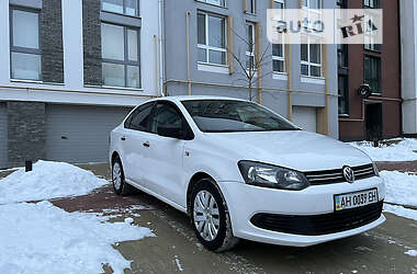 Volkswagen Polo  2013