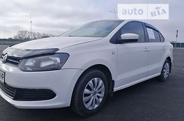 Volkswagen Polo volkswagen  2013