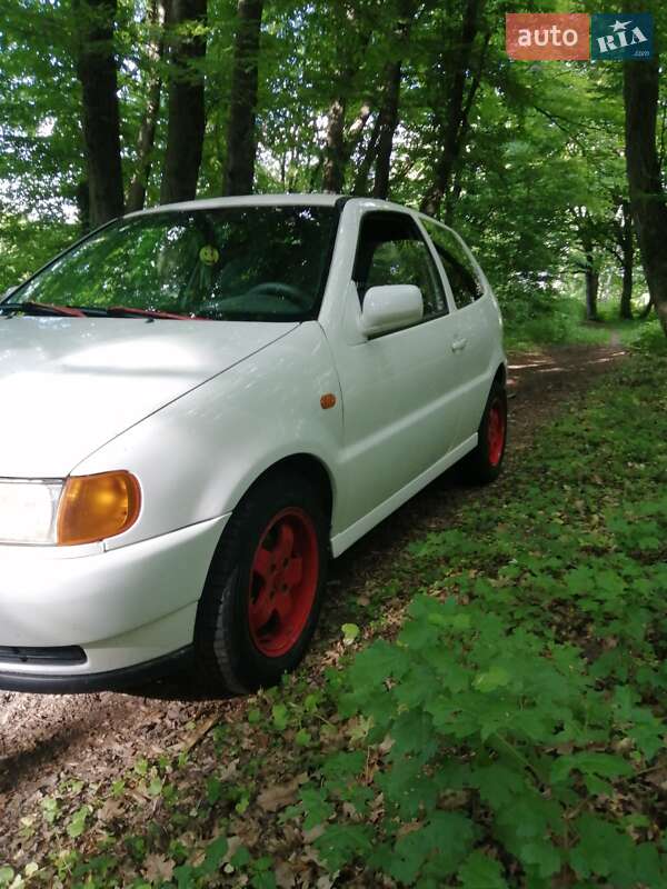 Volkswagen Polo 1998 року в Хмельницьку