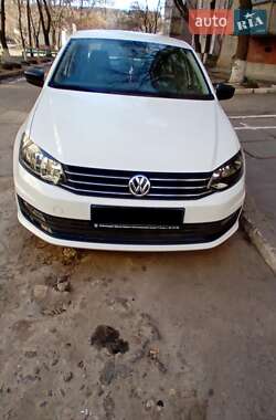 Volkswagen Polo  2016