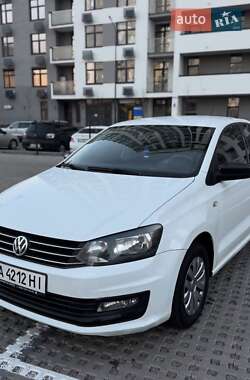 Volkswagen Polo 2016