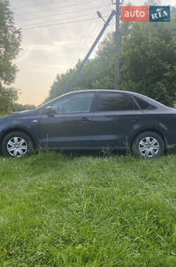 Volkswagen Polo  2012