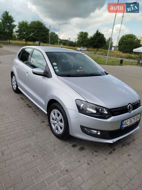 Хэтчбек Volkswagen Polo