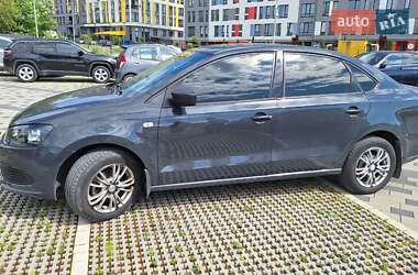 Volkswagen Polo  2012