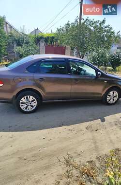 Volkswagen Polo  2014