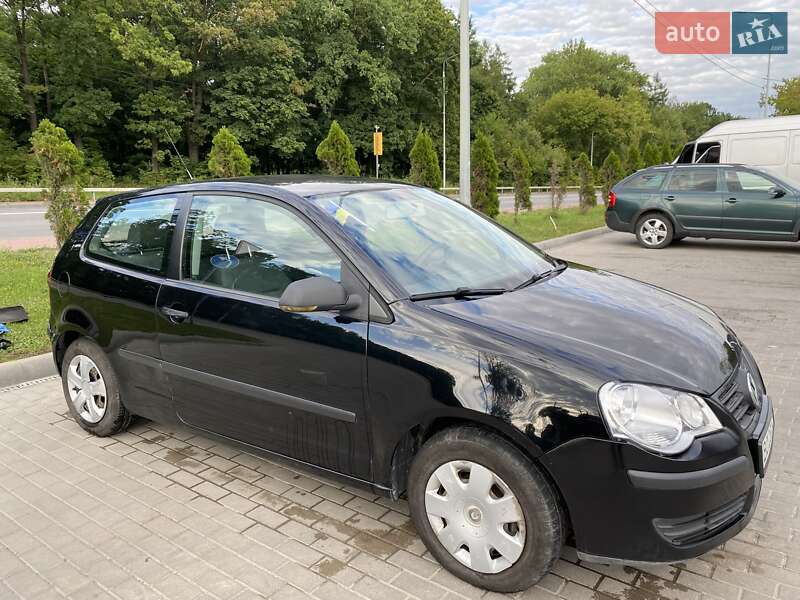 Хэтчбек Volkswagen Polo
