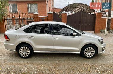 Volkswagen Polo  2017