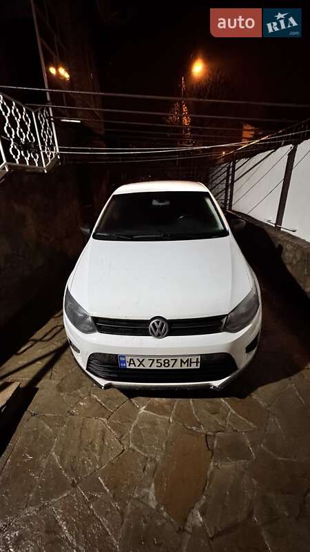 Хэтчбек Volkswagen Polo