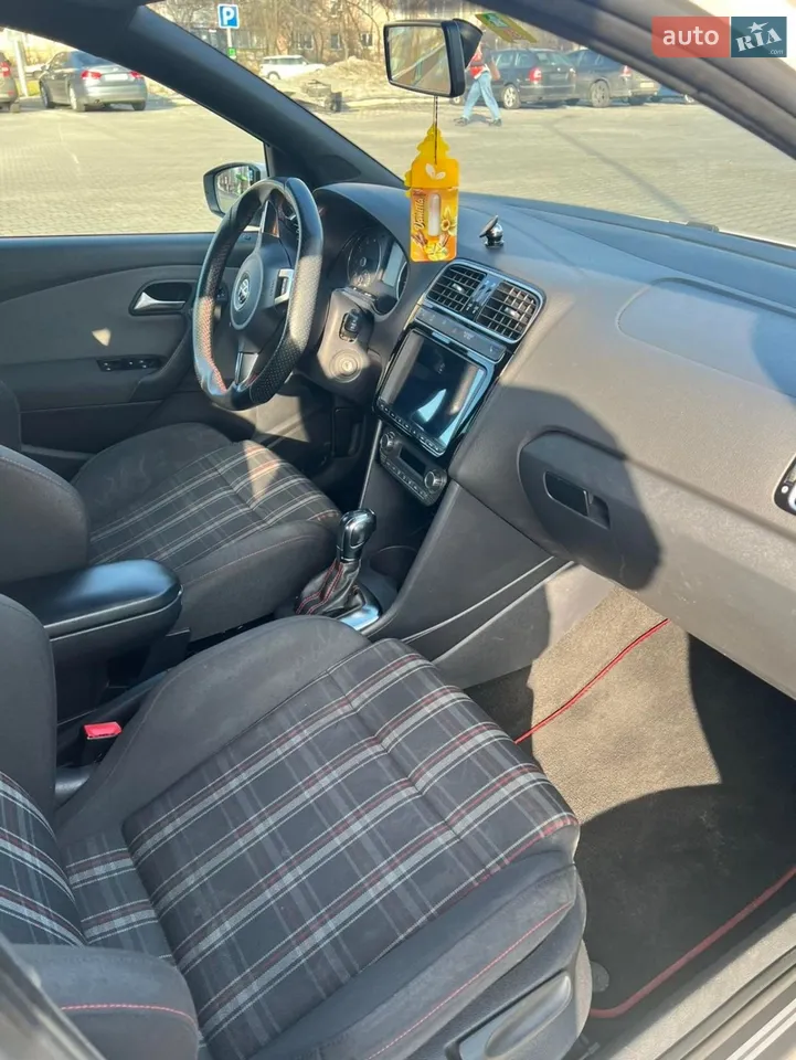 2012 Volkswagen Polo - мініатюра 2