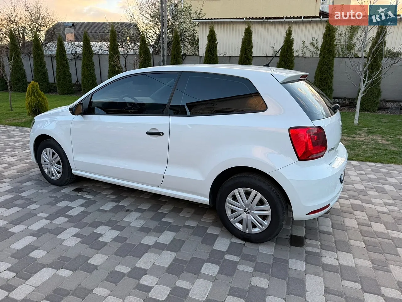 2016 Volkswagen Polo - мініатюра 3