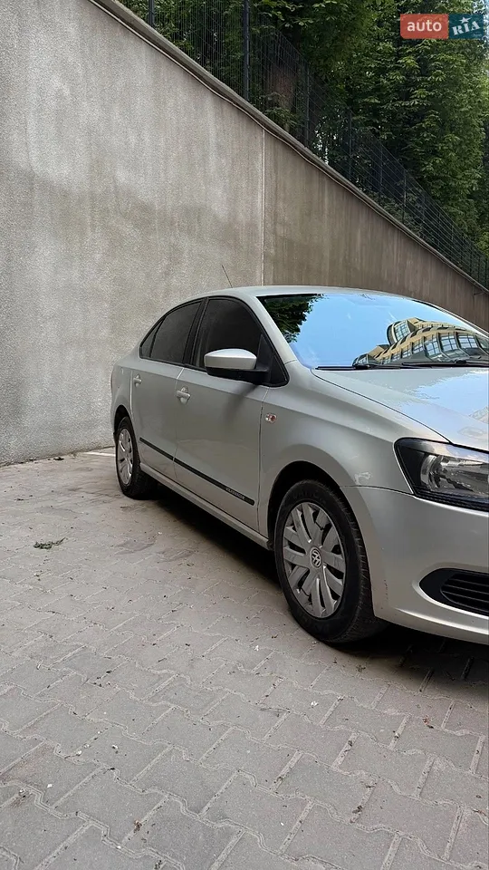 2012 Volkswagen Polo - мініатюра 3