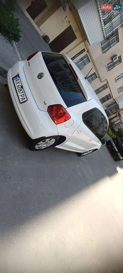 2013 Volkswagen Polo - мініатюра 4