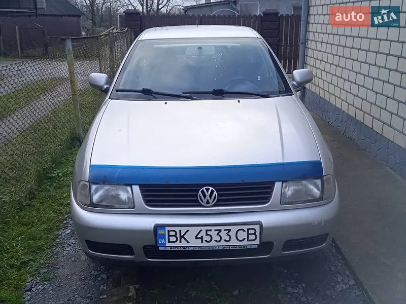 Volkswagen Polo 2000