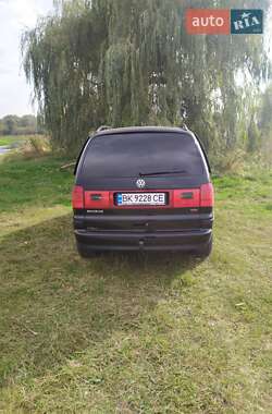 Volkswagen Sharan  2003