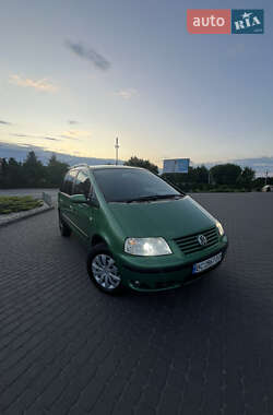 Volkswagen Sharan  2003