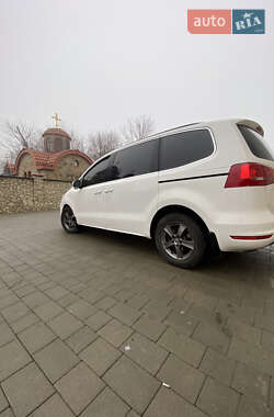 Volkswagen Sharan  2011