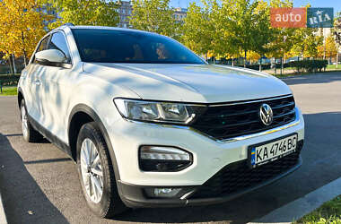 Volkswagen T-Roc  2021