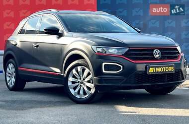 Volkswagen T-Roc  2021
