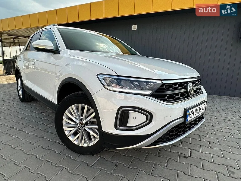 Volkswagen T-Roc 2023