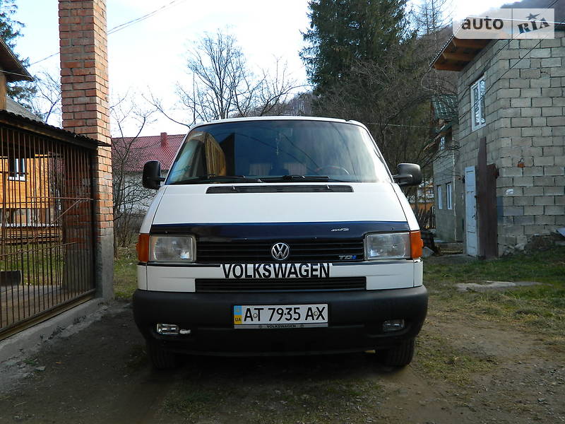 Volkswagen Transporter 2000 года