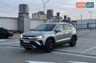 Volkswagen Taos 2023