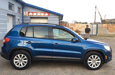 Volkswagen Tiguan  2009