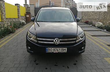 Volkswagen Tiguan  2012