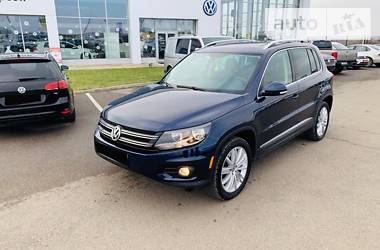 Volkswagen Tiguan  2012