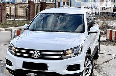 Volkswagen Tiguan 4MOTION TSI  2017