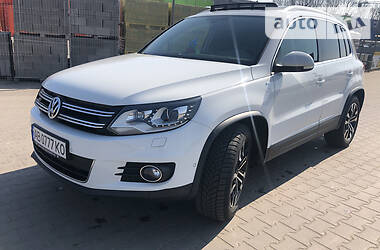 Volkswagen Tiguan  2014