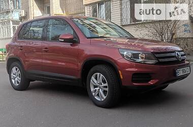 Volkswagen Tiguan  2012