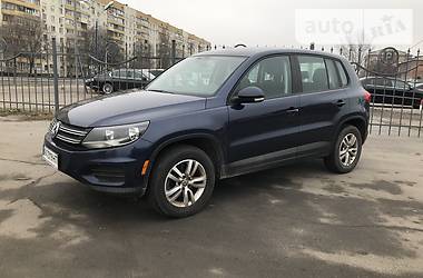 Volkswagen Tiguan 2.0  2012