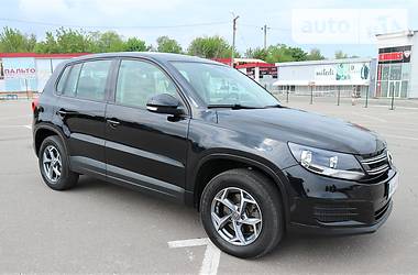 Volkswagen Tiguan  2012