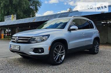 Volkswagen Tiguan  2012