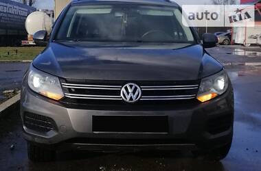 Volkswagen Tiguan  2016