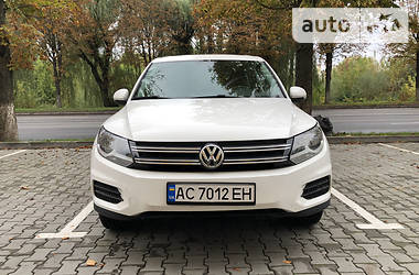 Volkswagen Tiguan  2012